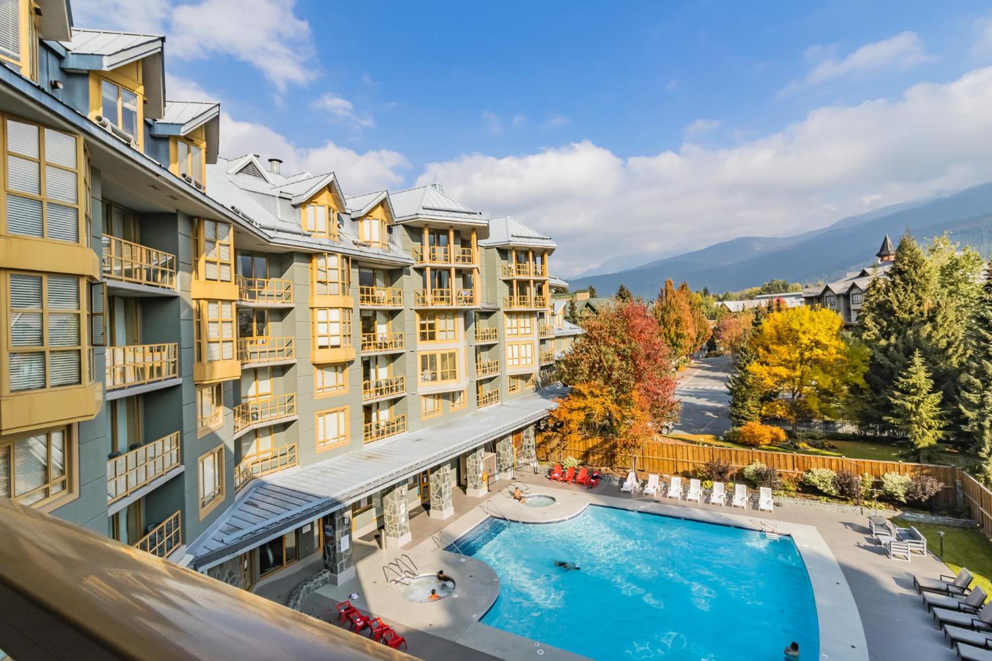 Cascade Lodge By Elevate Vacations Whistler Exterior photo