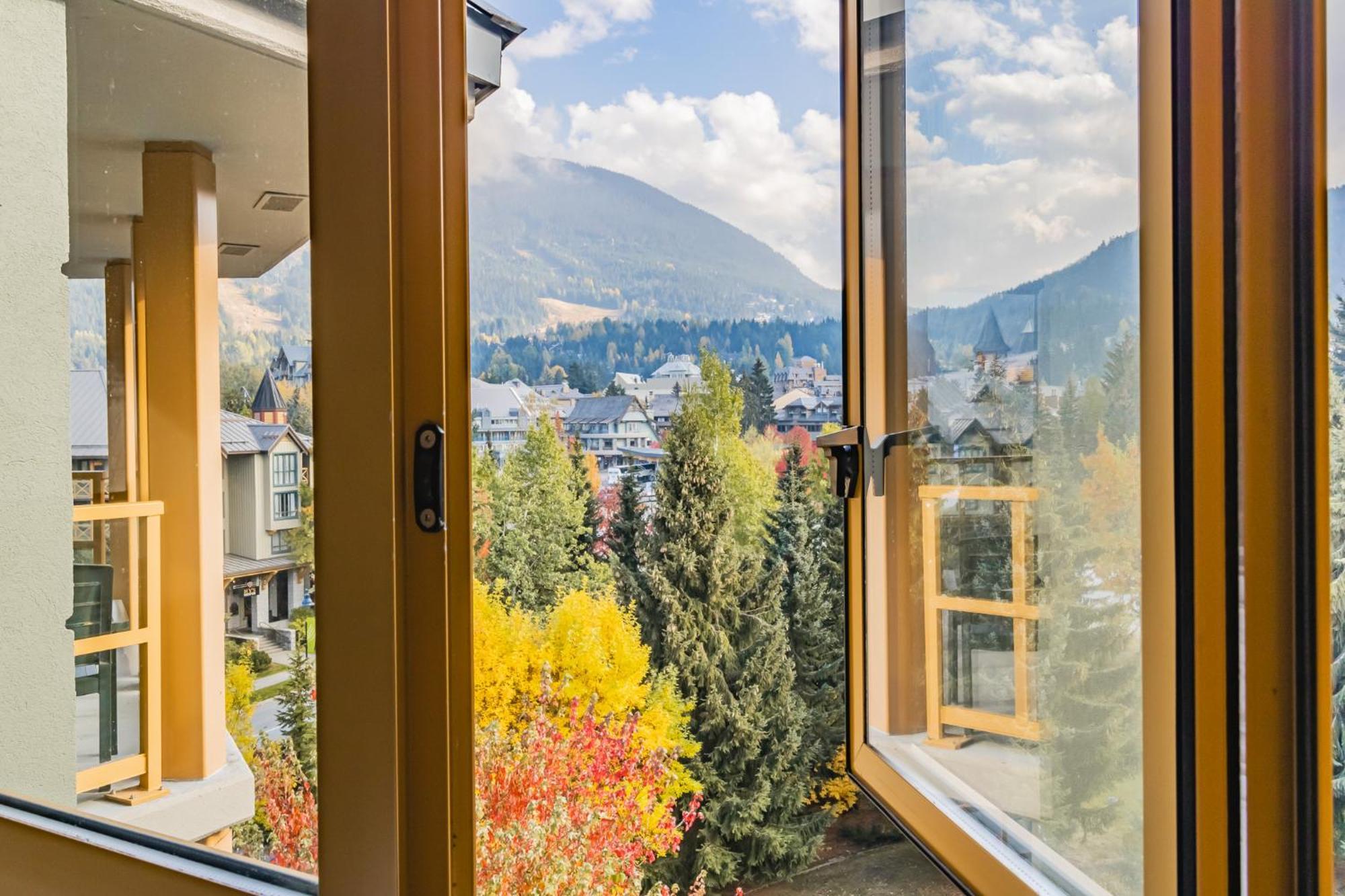 Cascade Lodge By Elevate Vacations Whistler Exterior photo